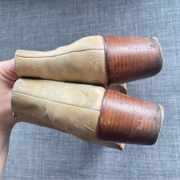 Samantha Pleet Wolverine 1000 Mile Arc Ankle Chelsea Booties - Picture 5 of 9